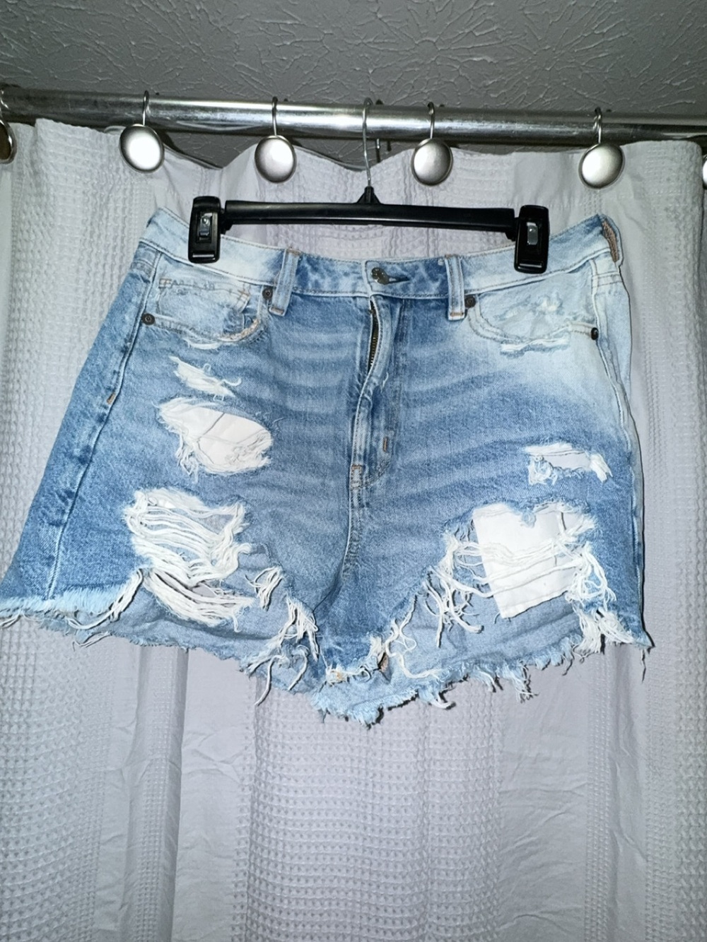 American Eagle Outfitters Light Blue Distressed Cutoff Jean Shorts